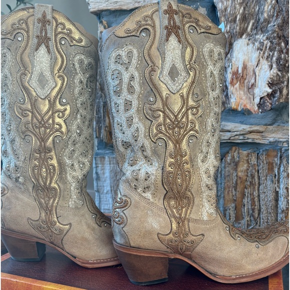 COPY - Corral 11M Gold/Bone Embroidery Crystals Studs Snip Toe Cowboy Boot - Picture 13 of 13